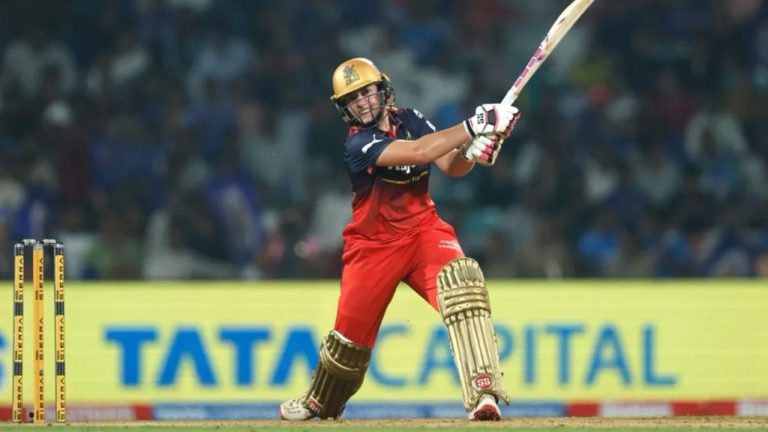 MI W vs RCB W: నాడిన్ డి క్లెర్క్ తుఫాన్ ఇన్నింగ్స్.. నాల్గవ సీజన్‌ను విక్టరీతో ప్రారంభించిన బెంగళూరు