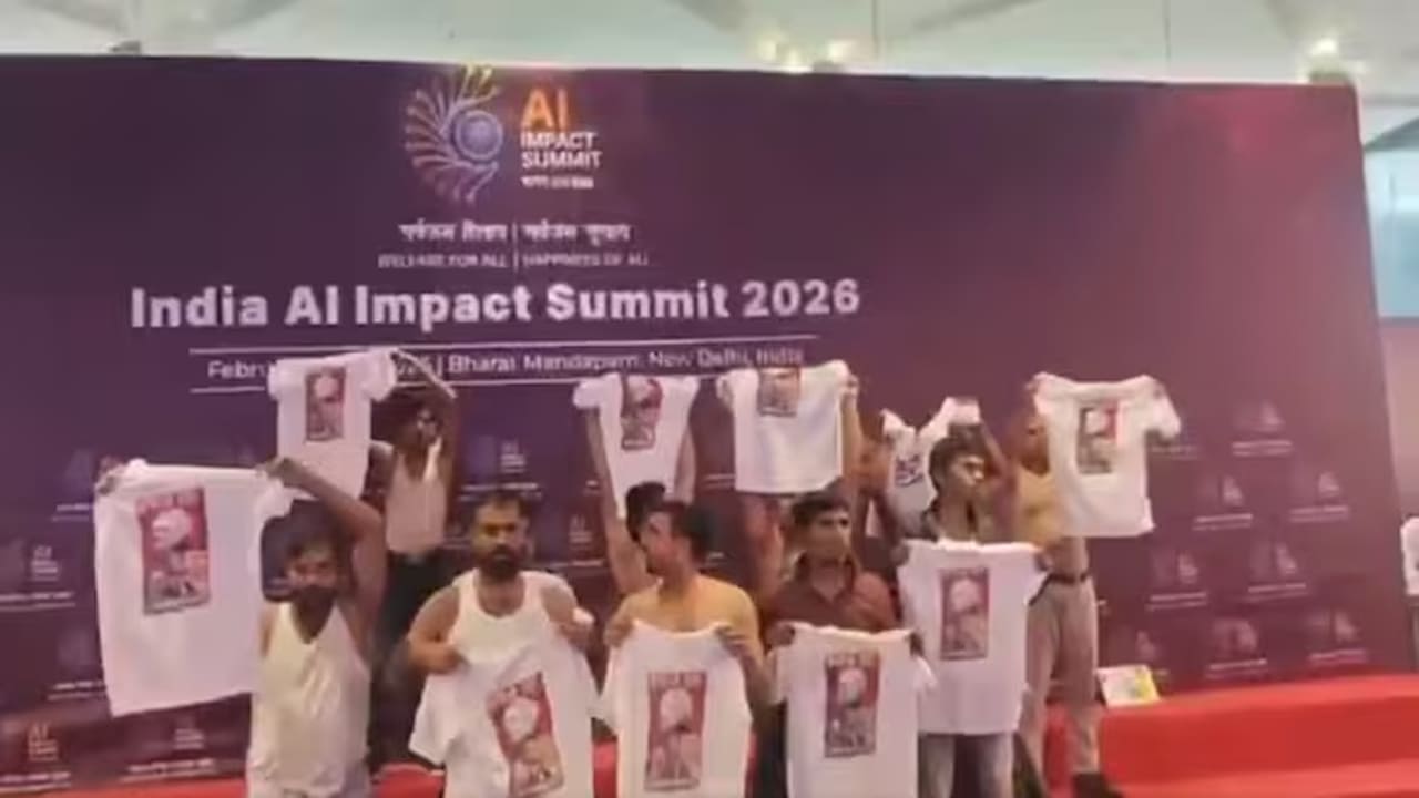 AI Summit: ఢిల్లీ ఏఐ సమ్మిట్‌లో షాకింగ్ ఘటన.. యూత్ కాంగ్రెస్ హల్‌చల్