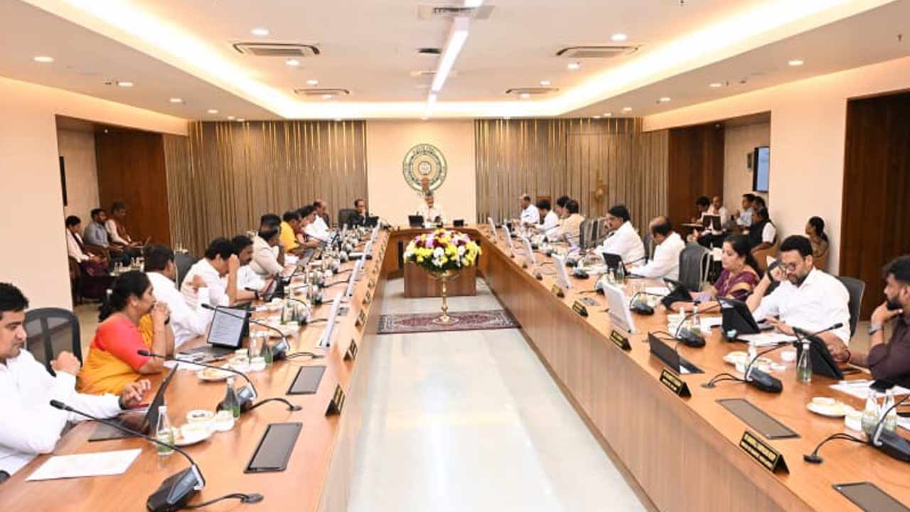 Andhra Pradesh Cabinet: ఏపీ కేబినెట్‌ కీలక నిర్ణయాలు.. 56 అజెండా అంశాలకు ఆమోదం..