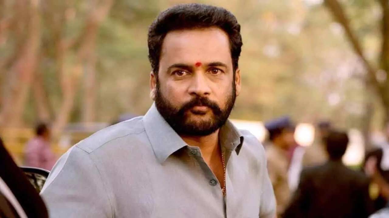 Actor Sivaji: మహిళల డ్రెస్సింగ్ కామెంట్స్‌పై శివాజీ వివరణ.. “ఆ పదాలు వాడకుండా ఉండాల్సింది!”