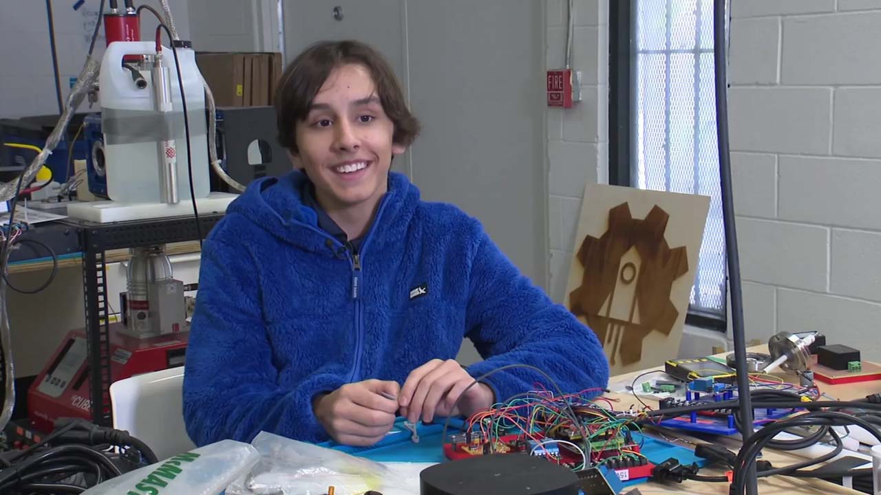 Nuclear Fusion Reactor: న్యూక్లియర్ ఫ్యూజన్ రియాక్టర్‌ను నిర్మించిన 12 ఏళ్ల బాలుడు.. ఆశ్చర్యపోయిన సైంటిస్టులు