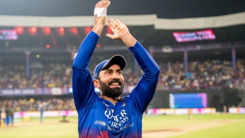 Dinesh Karthik Mentor
