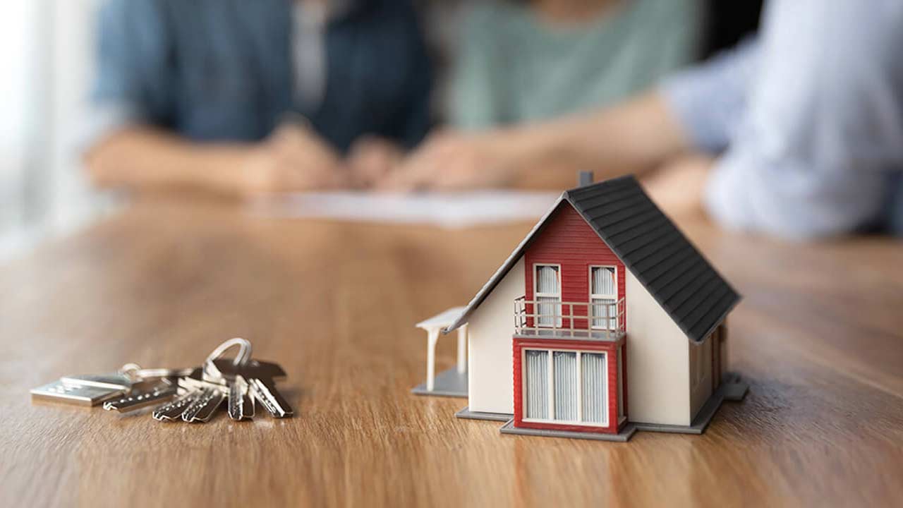 missed home loan emi impact credit score npa rules