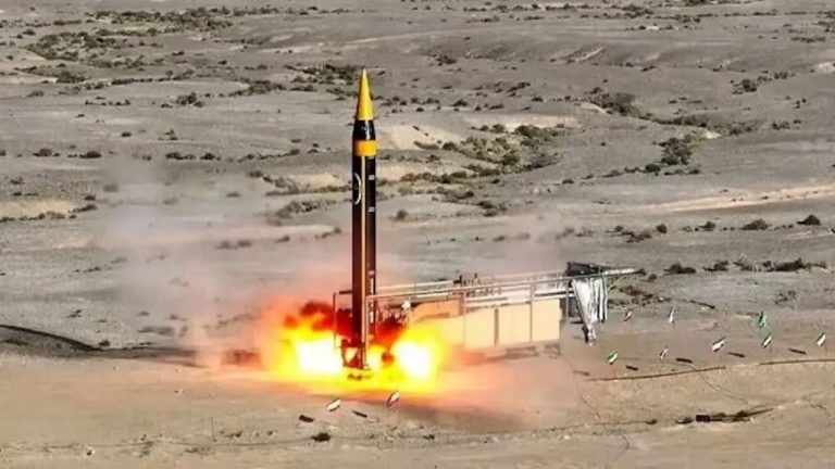 Israel-Iran: ఇరాన్ ప్రతీకార దాడులు ప్రారంభం.. ఇజ్రాయెల్‌పై 70 క్షిపణులు ప్రయోగం