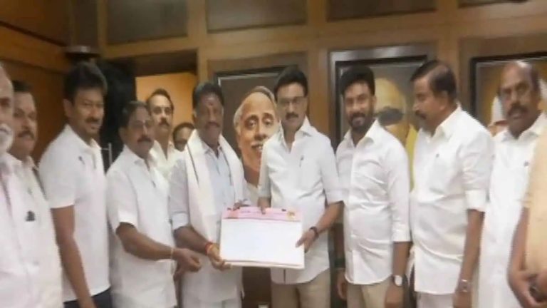 O Panneerselvam: డీఎంకేలో చేరిన జయలలిత ఆప్తుడు, మాజీ సీఎం పన్నీర్ సెల్వం..