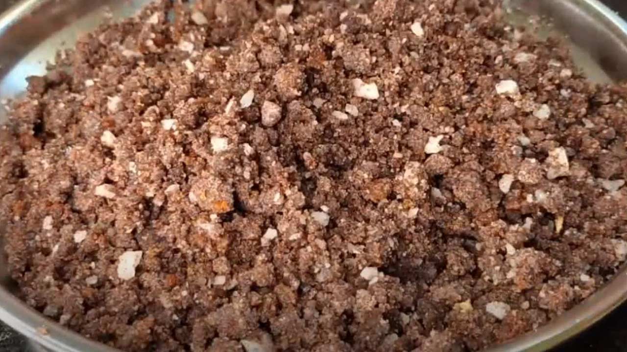 Ragi Pittu: ఆడపిల్లలకి అమృతం లాంటి ఆహారం.. నెలలో 3 సార్లు ఇది తింటే నడుము నొప్పి, నీరసం పరార్!