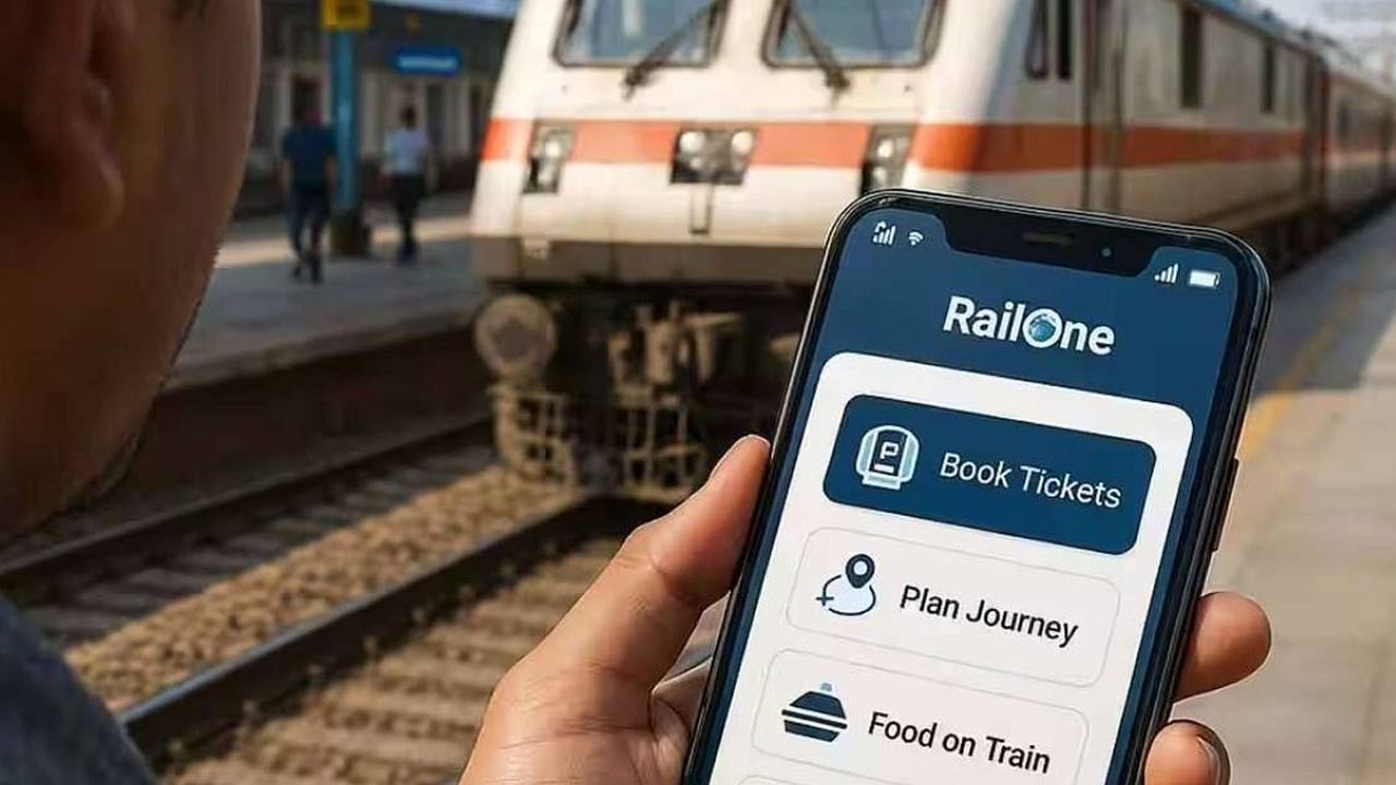 RailOne App: రైల్‌వన్ యాప్ అంటే ఏమిటి?.. రైలు ప్రయాణికులకు ఎలా ఉపయోగపడుతుందో తెలుసుకోండి