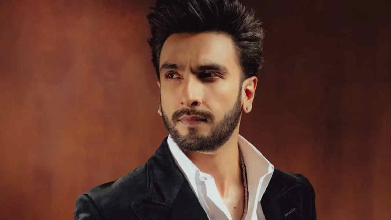 ranveer singh receives threatening whatsapp voice note crores demanded