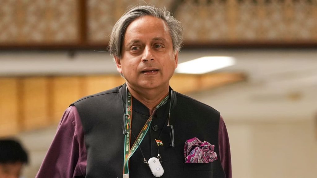 Shashi Tharoor (1)