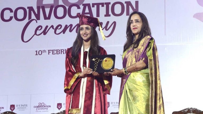 Doctor Sreeleela: ఎంబీబీఎస్ పూర్తి చేసిన టాలీవుడ్ హీరోయిన్!