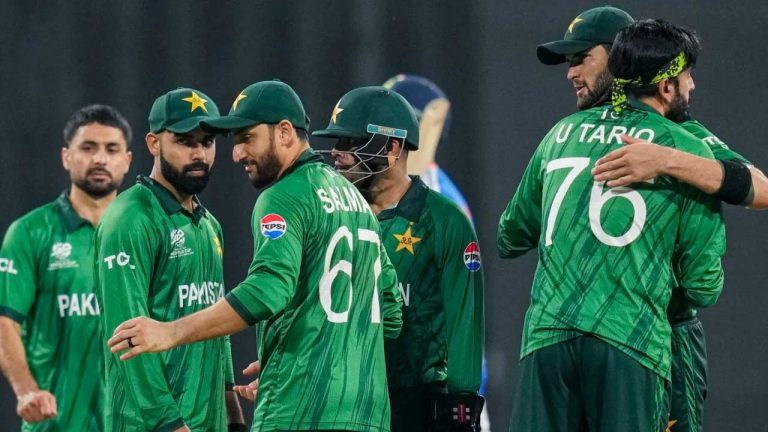 The Hundred 2026: పాకిస్థాన్ ప్లేయర్లను బహిష్కరించిన ఆ 4 మేజర్ టీమ్స్!