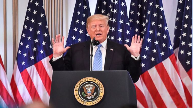 Trump: ఓ వైపు కోర్టు మొట్టికాయలు.. ఇంకోవైపు ట్రంప్ దూకుడు.. అన్ని దేశాలపై 10 శాతం టారిఫ్ విధింపు