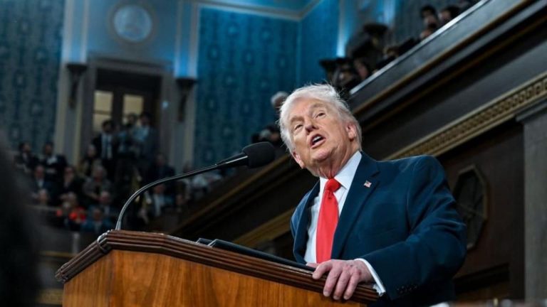 Trump: భారత్ టార్గెట్‌గా ట్రంప్ మరో దాడి.. సౌరశక్తి ఉత్పత్తులపై 126 శాతం సుంకాలు విధింపు