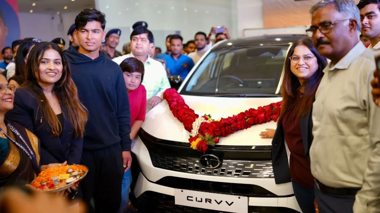 tata motors gifts tata curvv suv to vaibhav suryavanshi after ipl super striker award