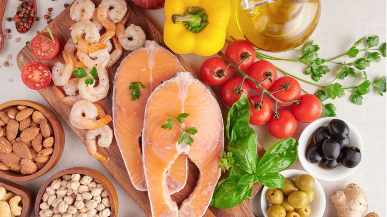 Vitamins Rich Foods: విటమిన్లు పుష్కలంగా ఉండే ఆహార పదార్థాలు ఇవే.. ఎన్నో ఆరోగ్య సమస్యలు దూరం!