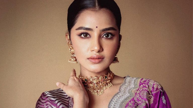 Anupama: కార్తికేయ 2 సెట్‌లో చేదు అనుభవం.. అసిస్టెంట్ చెప్పిన మాటతో అనుపమకు వాంతులు!