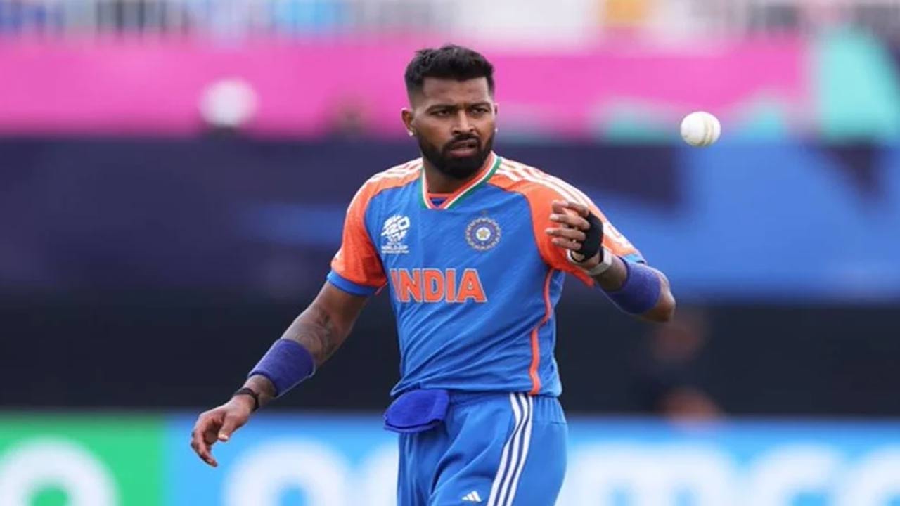 hardik pandya top list of players who take most wickets in ind pak t20 international matches