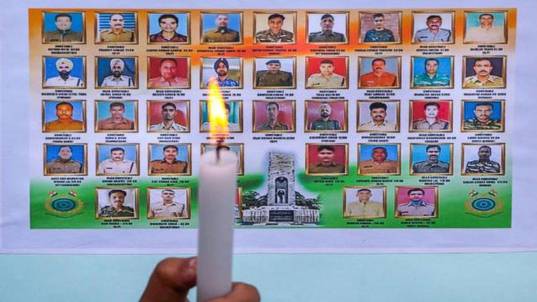 Pulwama Attack 2019: జవాన్ల త్యాగం.. భారత చరిత్రలో చెరగని ముద్ర.. 40 మంది పుల్వామా అమరుల పేర్లు ఇవే..
