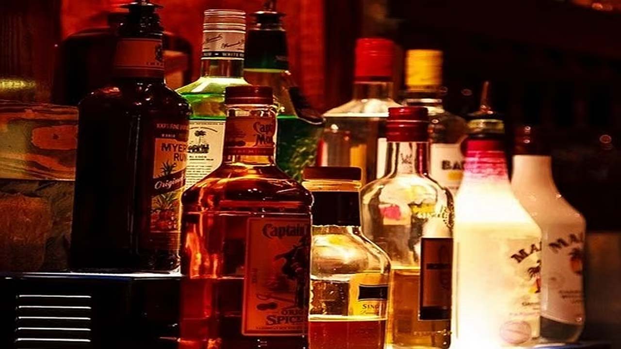 goa liquor smuggling racket excise stf raids 92 bottles seized shamshabad