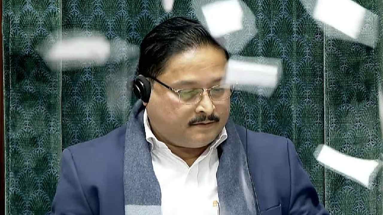 parliament budget session chaos rahul gandhi remarks mps suspended