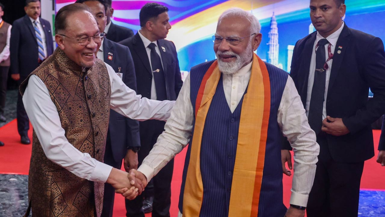 prime minister modi makes key announcement in kuala lumpur on upi services