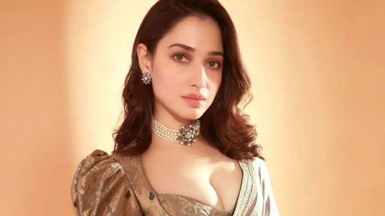 Tamannaah: అవకాశాలు ఉన్నప్పుడే.. ఆ విషయంలో జాగ్రత్త పడాలి.. లేదంటే ఇబ్బందులే!