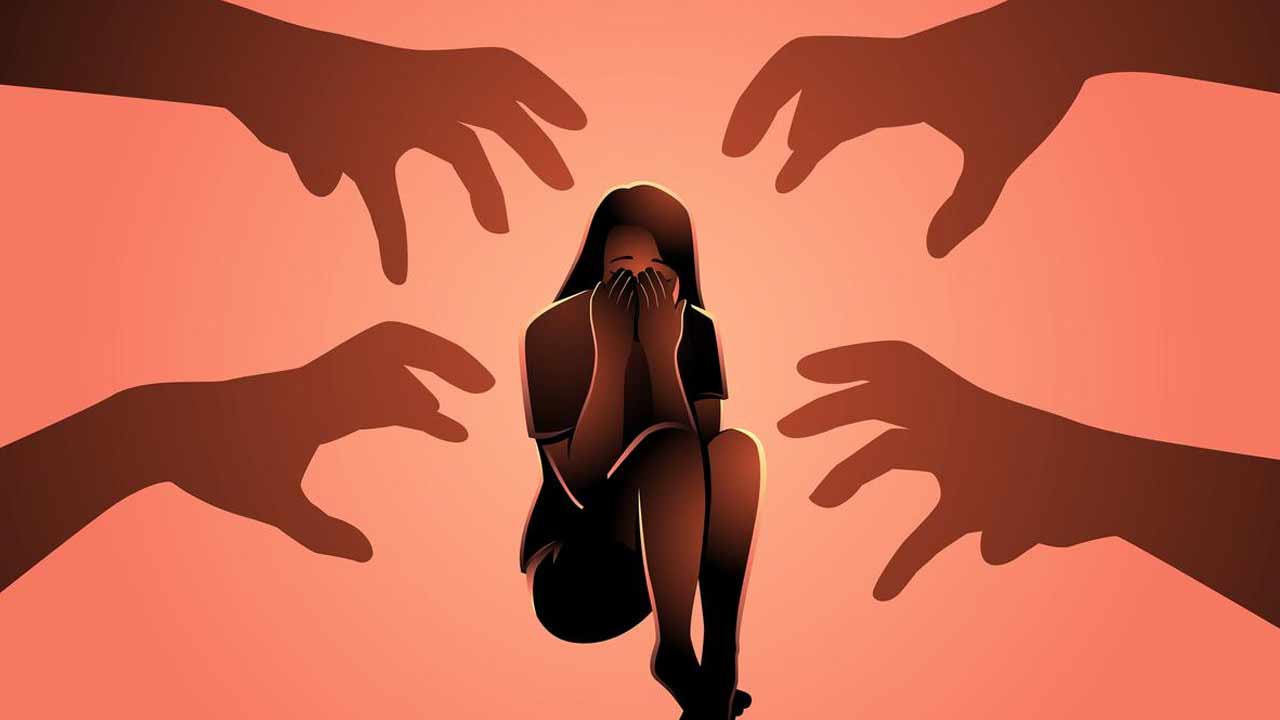 visakhapatnam new port police station minor girl assault pocso case