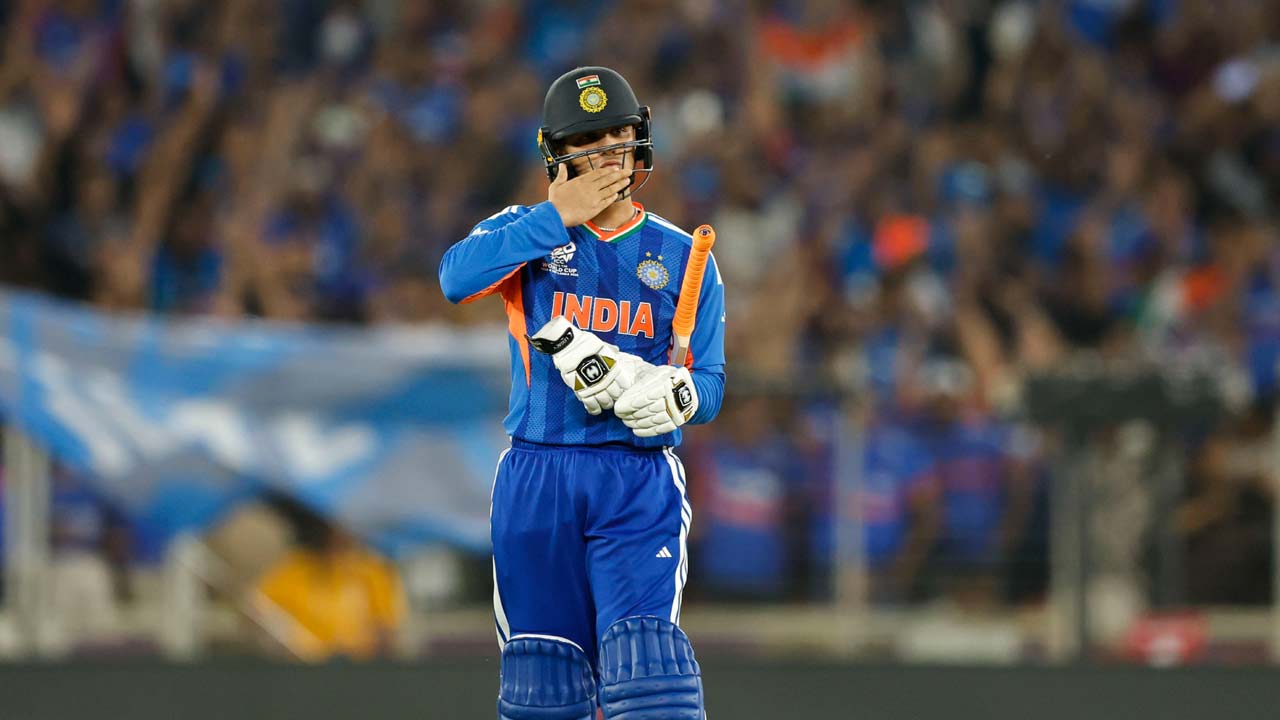 Abhishek Sharma: అభిషేక్ శర్మ విధ్వంసం.. వరల్డ్ కప్ హిస్టరీలోనే ఫాస్టెస్ట్ హాఫ్ సెంచరీ