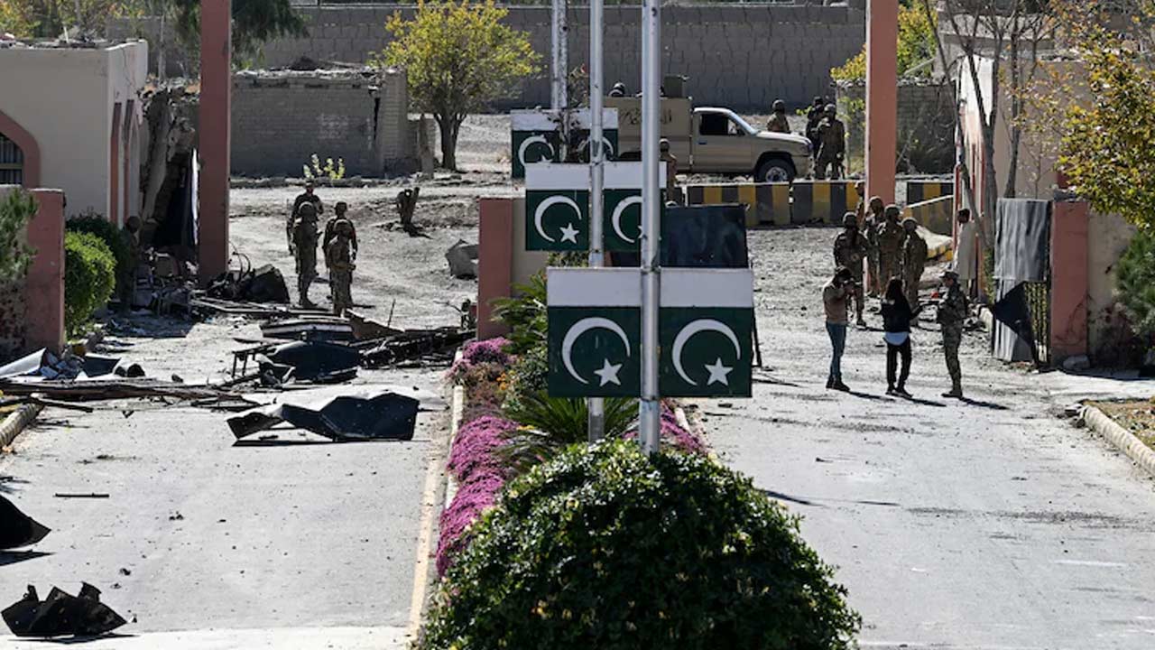 afghanistan strikes pakistan military base durand line clash