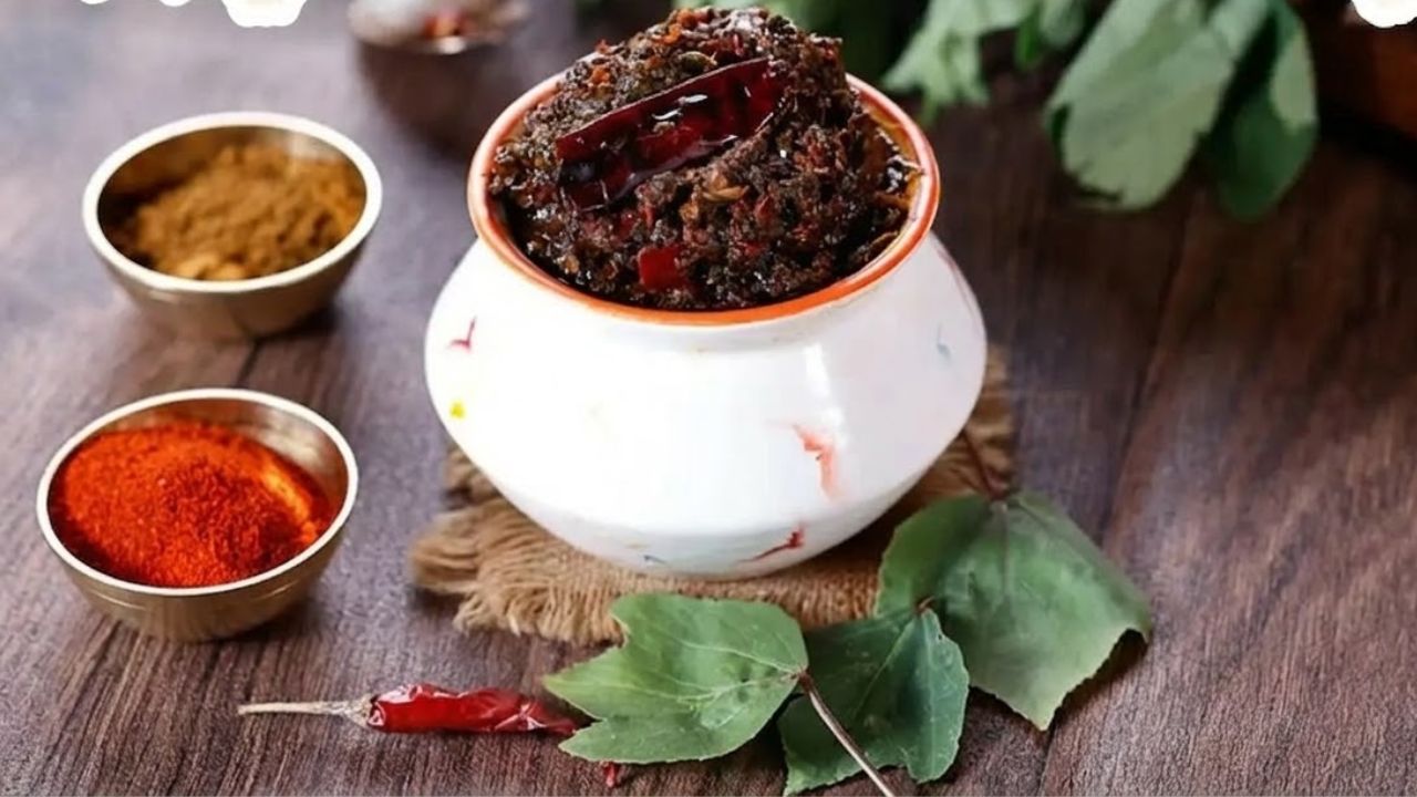 Gongura Pickle Recipe: ఏడాది పాటు నిల్వ ఉండే ఆంధ్ర స్టైల్ గోంగూర పచ్చడి.. అన్నంలో నెయ్యితో కొలుపుకిని తింటే..