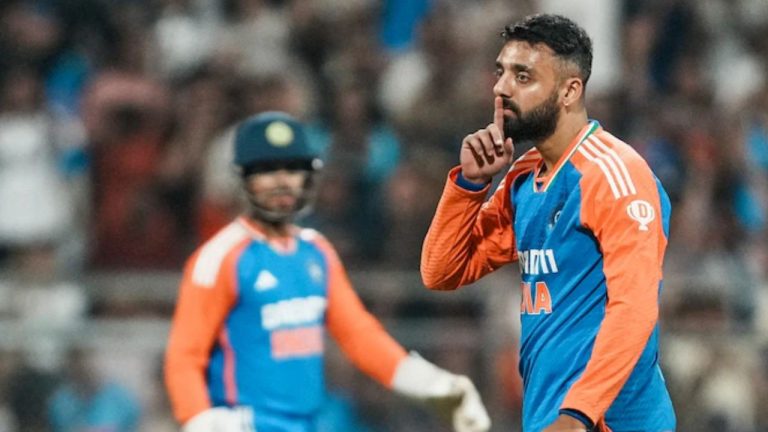 IND Playing 11 vs ENG: ఇంగ్లాండ్‌తో సెమీఫైనల్‌.. భారత జట్టులో కీలక మార్పు, ఆ స్టార్ ప్లేయర్ అవుట్!