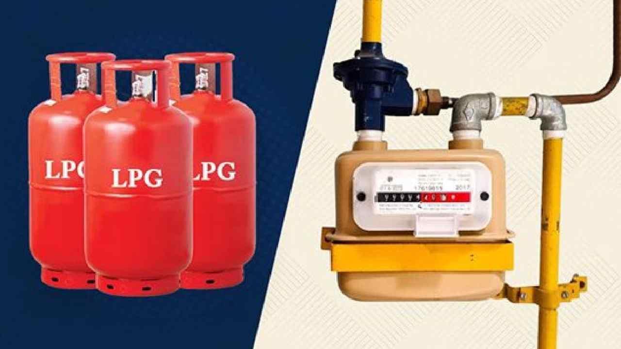 LPG Crisis: వారికి కేంద్రం షాక్.. “నో బుకింగ్, సిలిండర్ సరెండల్ చేయాలి “..