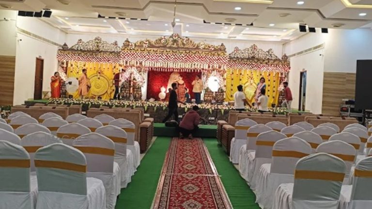 Marriage Vs Love: పెళ్లి పీటల మీద నుంచి లేచి.. ప్రియుడి పక్కన నిల్చున్న పెళ్లి కూతురు.. షాకైన పెళ్లికొడుకు..