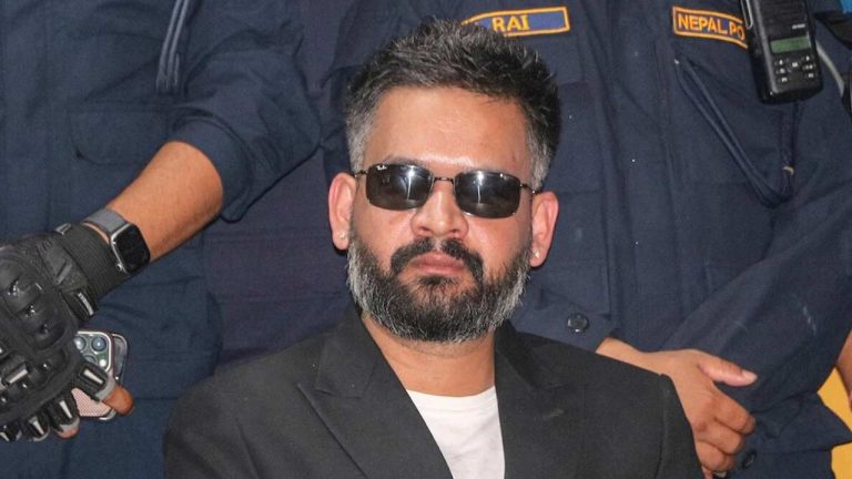 Balen Shah: సంచలన నిర్ణయం తీసుకొన్న కొత్త ప్రభుత్వం.. వారికి ఎలాంటి పరీక్షలు లేకుండానే ప్రభుత్వ ఉద్యోగాలు!