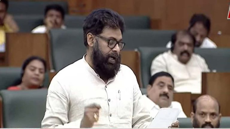 Deputy CM Pawan Kalyan: నేతన్నలకు గుడ్ న్యూస్.. నేటి నుంచే ఉచిత విద్యుత్ అమలు.. వెల్లడించిన డిప్యూటీ సీఎం