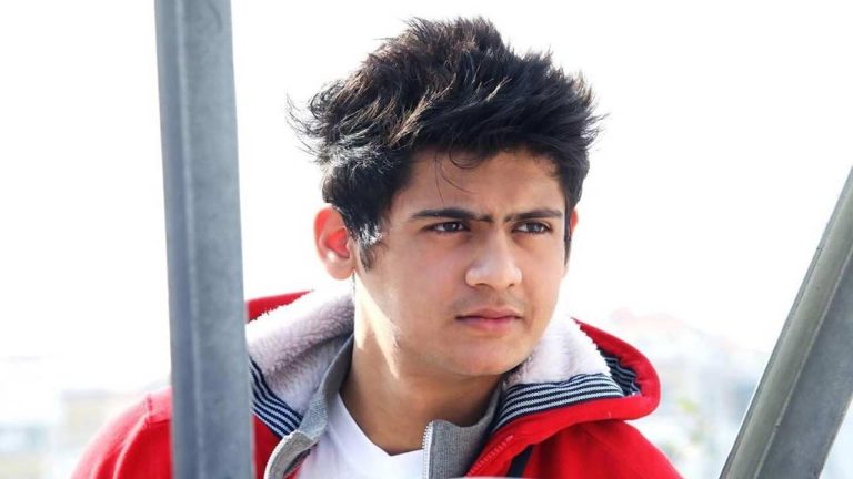 Prince Yawar: బిగ్‌బాస్ ఫేమ్ ప్రిన్స్ యావర్‌కు ‘హనీ ట్రాప్’ సెగ.. రూ.23 లక్షలు వసూలు!