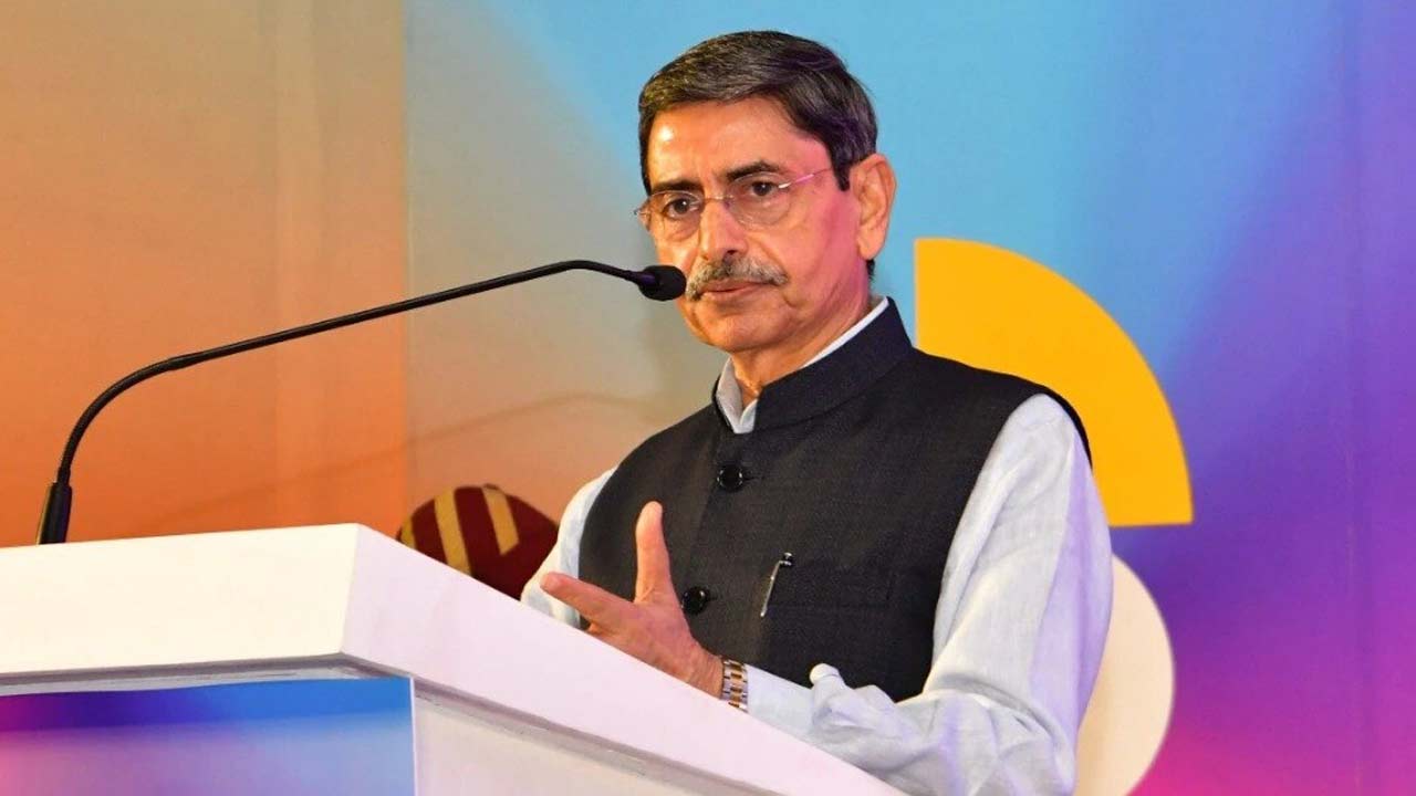 RN Ravi: ఎన్నికల వేళ కీలక పరిణామం.. బెంగాల్ గవర్నర్‌గా ఆర్ఎన్.రవి ప్రమాణస్వీకారం