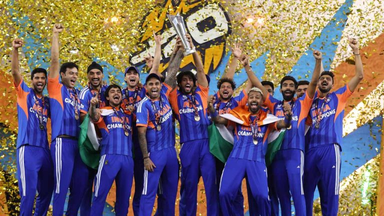 T20 World Cup 2026: టీమిండియా ఆటతీరుకు ఫిదా.. మెన్ ఇన్ బ్లూకు ఫ్యాన్‌గా మారిపోయిన పాక్‌ మాజీ కెప్టెన్..