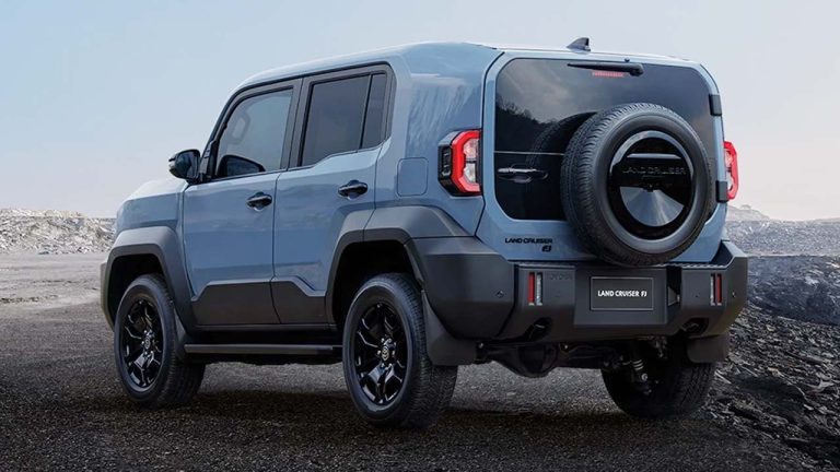 Toyota Land Cruiser FJ: టయోటా అత్యంత చౌకైన ల్యాండ్ క్రూయిజర్ FJ విడుదల.. ఫీచర్లు, ధర వివరాలు ఇవే?