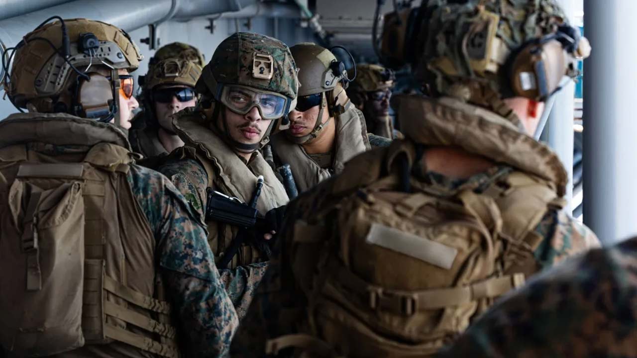 us deploys 3500 marine troops to middle east as war against iran intensifies