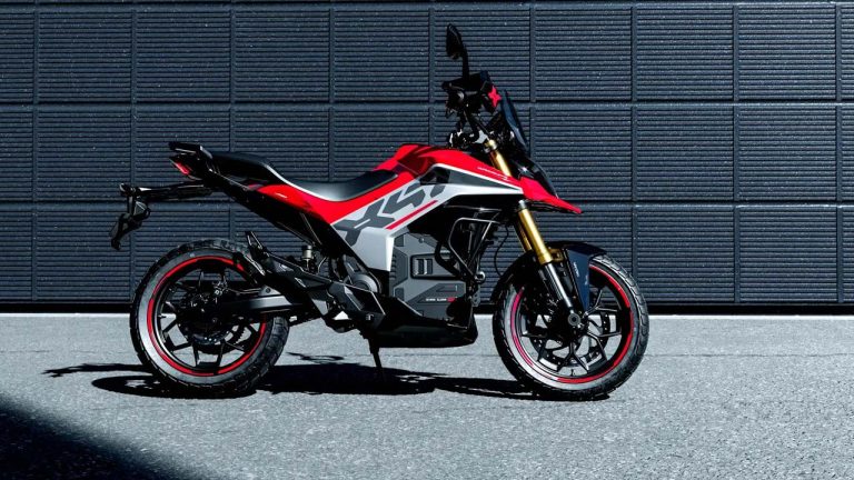 Electric Bikes: కాలేజ్ స్టూడెంట్స్ కోసం 5 పవర్ ఫుల్ ఎలక్ట్రిక్ బైక్స్.. స్పోర్టీ లుక్స్.. హై రేంజ్.. ధరలు ఇవే