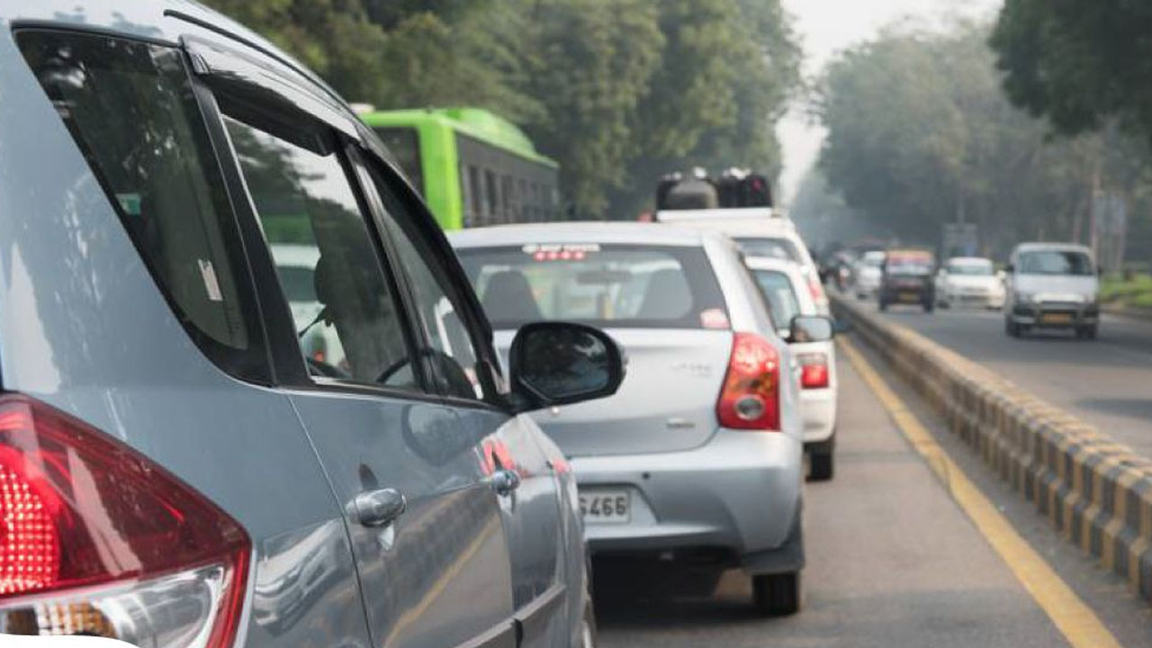 Vehicle Tax Cancelled: వాహనదారులకు శుభవార్త చెప్పిన తెలంగాణ ప్రభుత్వం.. 2 శాతం ట్యాక్స్ రద్దు..