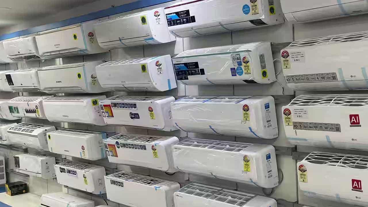 Buying New AC Tips: ఎండలు మండిపోతున్నాయి.. ఏసీ కొంటున్నారా? ఇవి తప్పనిసరిగా తెలుసుకోండి..