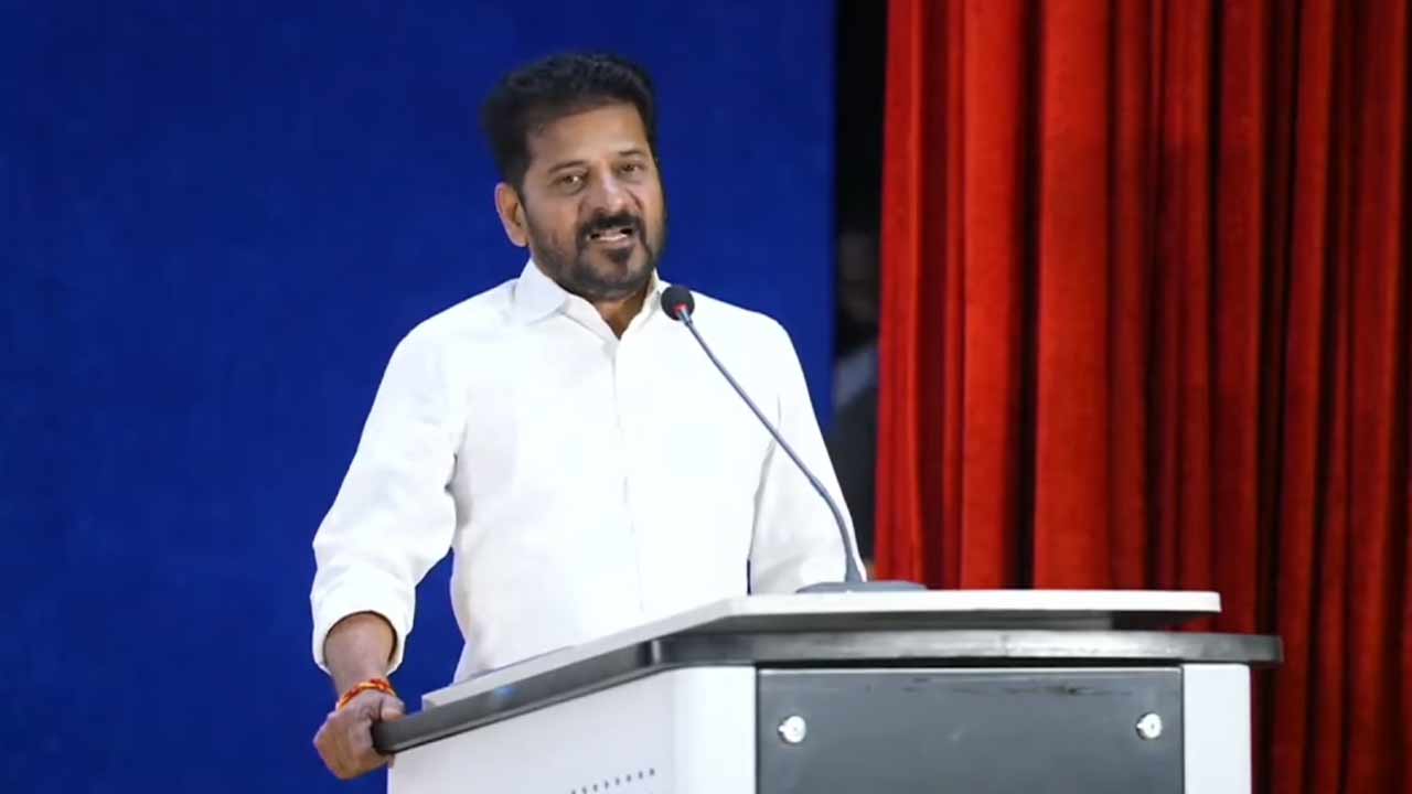 CM Revanth Reddy: 130 మంది మావోయిస్టుల లొంగుబాటుకు అధికారులు చాలా కృషిచేశారు