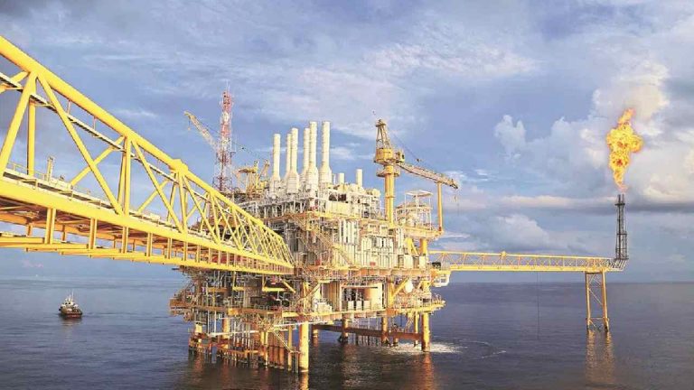 Iran War: 9 దేశాల్లో ‘‘ఇంధన సంక్షోభం’’.. లాక్‌డౌన్ పరిస్థితులు..