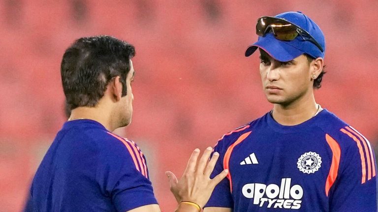 Gautam Gambhir: “ఫస్ట్ బాల్‌కే సిక్స్ కొట్టాలనిపిస్తే కొట్టేయ్”.. అభిషేక్ ఫామ్‌పై గంభీర్ ఆసక్తికర వ్యాఖ్యలు