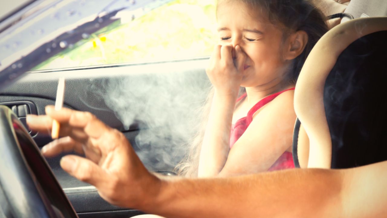 parents smoking habit may affect childrens health shocking study findings