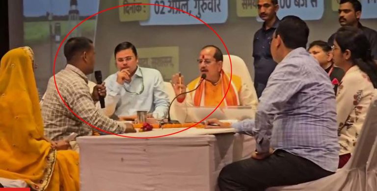 Bihar: భూ మాఫియా వేధిస్తోంది.. ఉపముఖ్యమంత్రి ముందు కన్నీళ్లు పెట్టుకున్న సైనికుడు