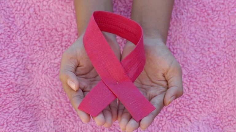 Cancer Awareness: మీ శరీరంలో ఈ లక్షణాలు ఉన్నాయా? అయితే అది క్యాన్సర్ కావచ్చు.. చెక్ చేసుకోండి!