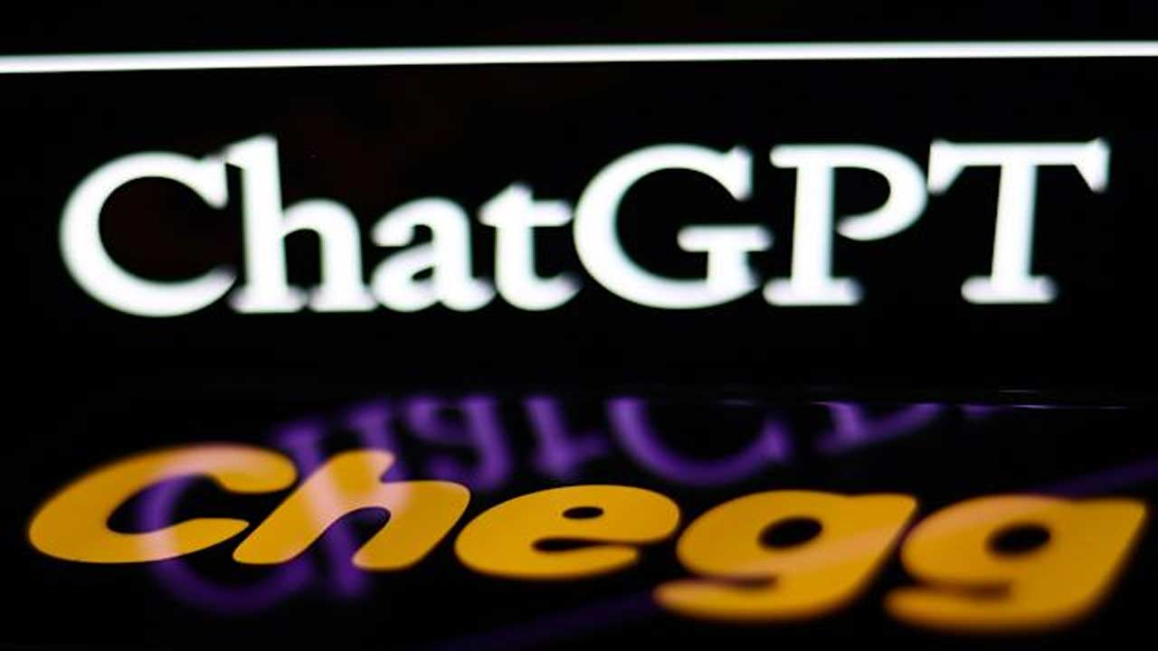 chegg downfall ai chatgpt disruption edtech bankruptcy case study